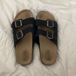 Comfortable sandals perfect for summer!